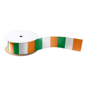 En Satin Ruban patriotique avec drapeau d'Irlande