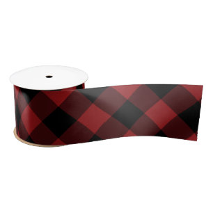 En Satin Ruban rouge