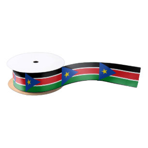 En Satin Ruban soudanais du sud de drapeau