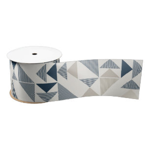 En Satin ruban triangle moderne