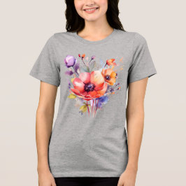 En Tri-matière Le t-shirt Watercolor poppies est un délicat fleur