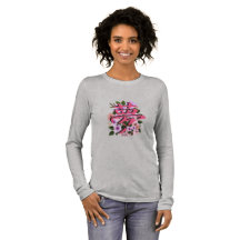 T-shirt de l'amour féminin