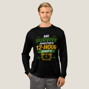 En Tri-matière T-shirt pour infirmière/CNA jamaïcaine travaillant
