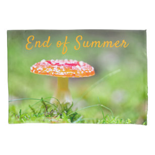 End of summer fall red toadstool mushroom photo kissenbezug