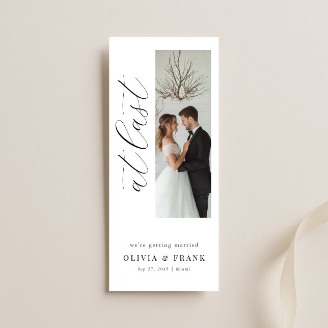 Endlich Elegantes Skript Modernes Lesezeichen Foto Save The Date (Von Creator hochgeladen)