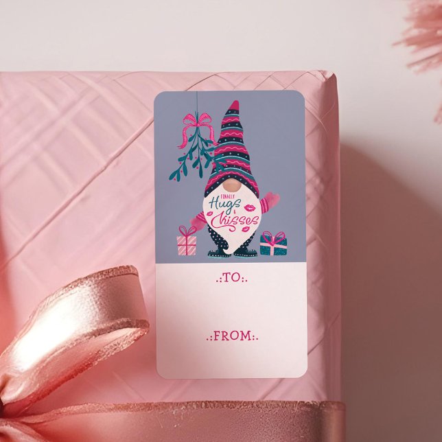 Endlich Hugs & Kisses Fun Bright Christmas Gnome Adressaufkleber (Finally Hugs & Kisses Fun Bright Christmas Gnome Label)