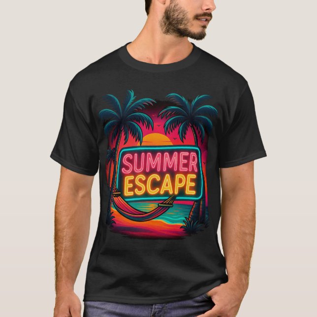 Endlose Sommerpause - Retro Sunset Adventure T-Shirt (Vorderseite)