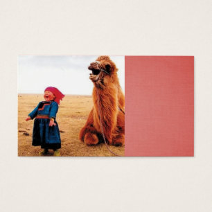 enfant riant et son chameau riant