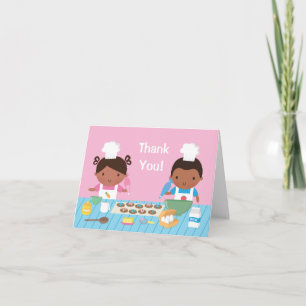 Enfants Afro-Américains Mignons en Cuisine Merci