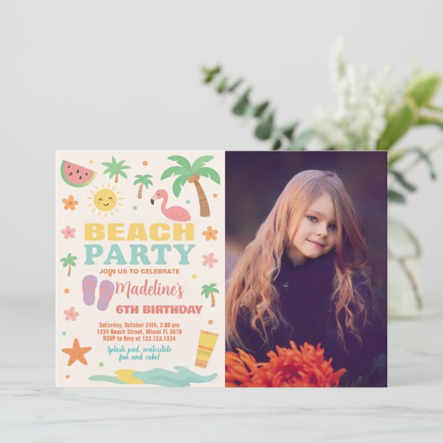 Enfants Beach Bash Anniversaire Invitation & Décor (Debout devant)