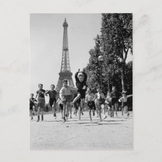Enfants Champs de Mars Paris 1944 Robert Doisneau Postkarte