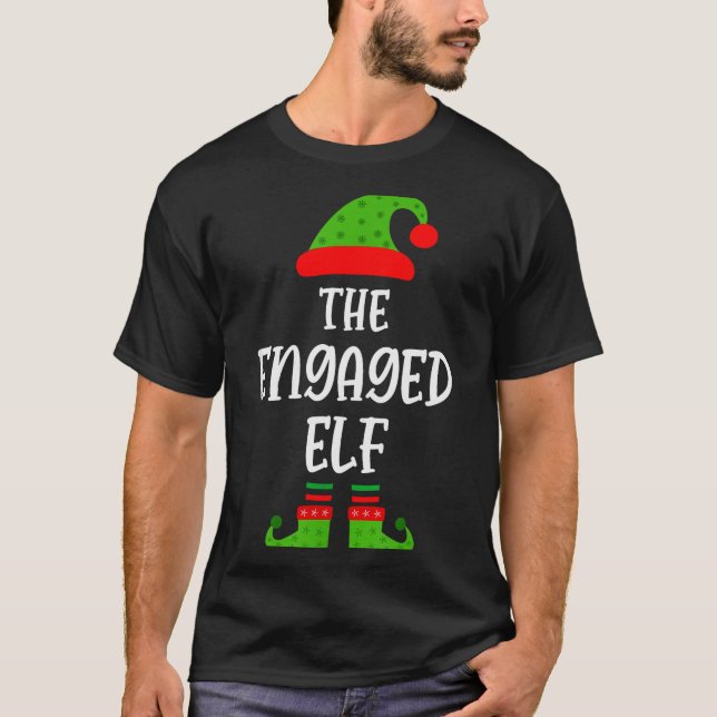 Engaged Elf Family Matching Christmas Engagement  T-Shirt (Vorderseite)