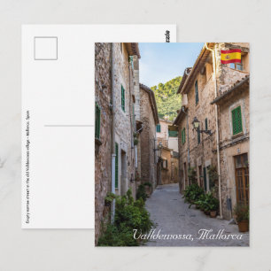 Enge Straße im Dorf Valldemossa - Mallorca Postkarte