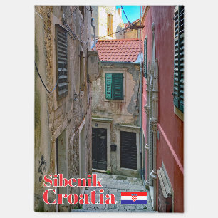 Enge Straßen von Sibenik, Kroatien, Reise Magnet