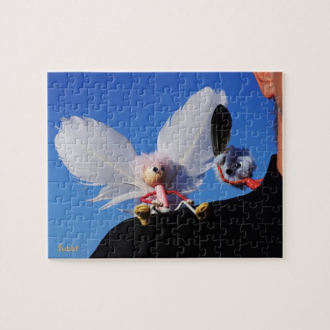 Engel fubby op mijn schouder met uitdagend Monster (Horizontal)