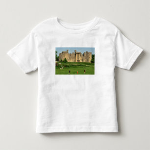 England, Sussex, Bodiam-Schloss. 2 Kleinkind T-shirt