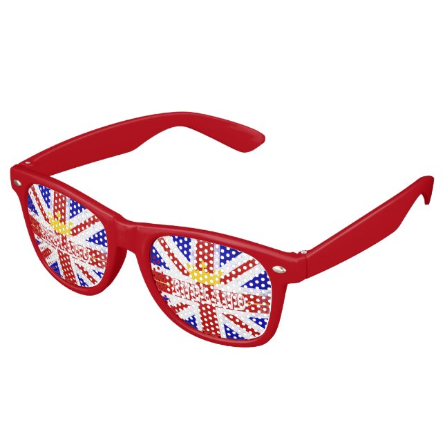 England Union Jack British Themed Distressed Flag Partybrille (Schrägansicht)