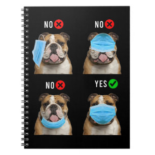 Englisch Bulldogge Rechts Tragen Gesichtsmaske Tan Notizblock