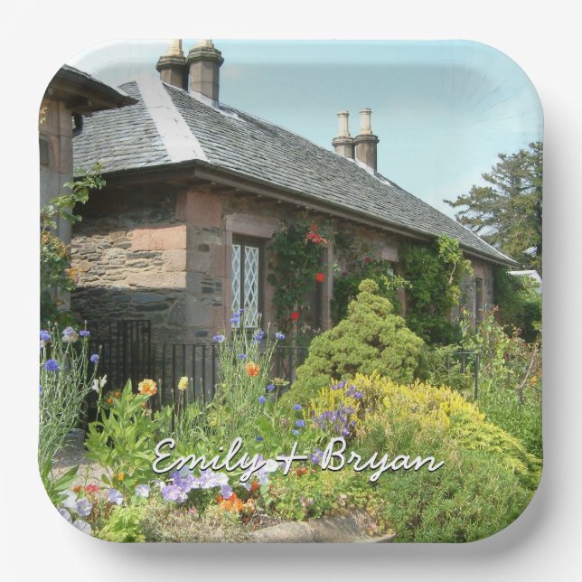 Englische Hütte II mit Blumengartenfotografie Pappteller (Vorderseite)
