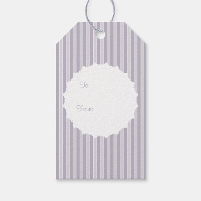Englische Hütte Lilac Stripted mit Lace Doily Geschenkanhänger (Vorderseite)