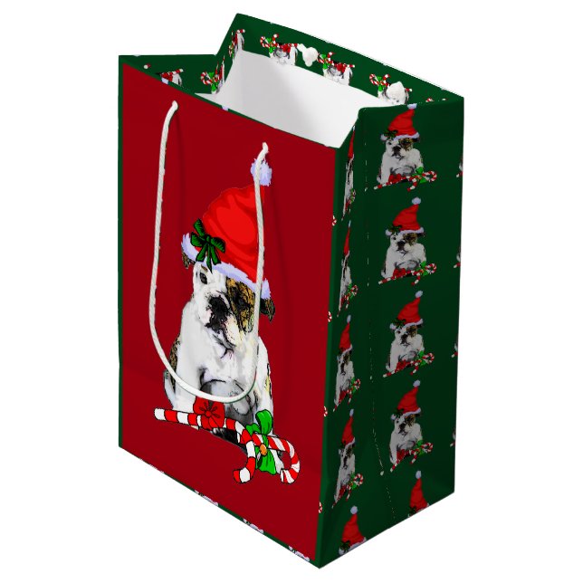 Englisches Bulldoggen-Weihnachten fröhlich Mittlere Geschenktüte (Vorderseite Schrägansicht)