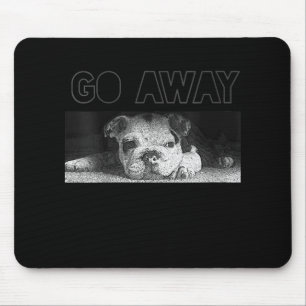 English Bulldog Puppy Social Distance geht weg Mousepad