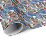 English Bulldog Winter Wonderland Christmas Joy Geschenkpapier<br><div class="desc">Dieses festliche Design spiegelt den fröhlichen Geist der Urlaubssaison wider und besticht durch ein hübsches Jungtier mit einer Weihnachtsmannmütze. Der Hund ist eingebettet in ein winterliches Wunderland, mit einem Schneemann, einem dekorierten Weihnachtsbaum und wunderschön verpackten Geschenken. Schneeflocken fallen sanft ab und geben der Szene eine magische Touch, während die lebhaften...</div>