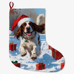 English Setter läuft im Schnee mit Weihnachtsmütze Großer Weihnachtsstrumpf