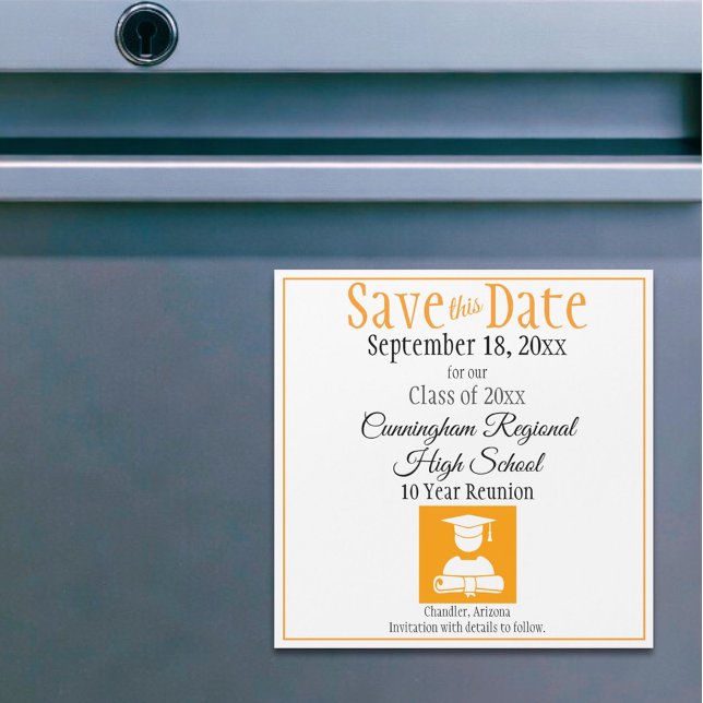 Enregistrer la carte magnétique Date High School R (custom orange and white class reunion save the date magnet)