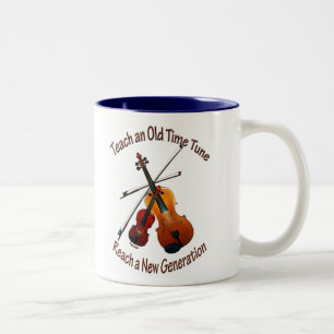 Enseignez les tasses anciennes