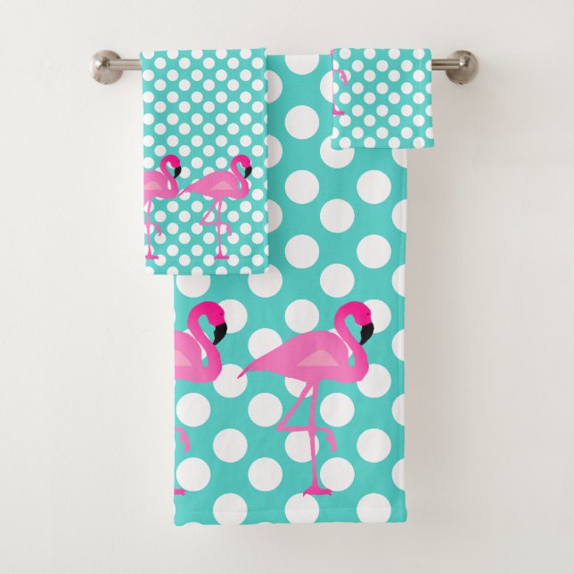 Ensemble de Flamant rose et de serviette de Bath (En situation)