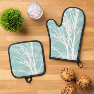 Ensemble De Gant De Cuisine Et De Manique Branches de l'arbre blanc