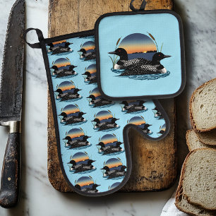 Ensemble De Gant De Cuisine Et De Manique Couple de plongeons arctiques Coucher de soleil Bl