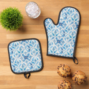 Ensemble De Gant De Cuisine Et De Manique Douce Lessive Mariage Fleurie Batik Bleu Blanc