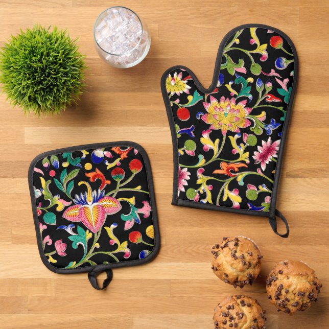 Ensemble De Gant De Cuisine Et De Manique Lotus Fleurs et Vins (De haut en bas)
