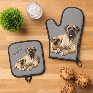 Ensemble De Gant De Cuisine Et De Manique Mastiff Dogue anglaise avec enfant en vacances