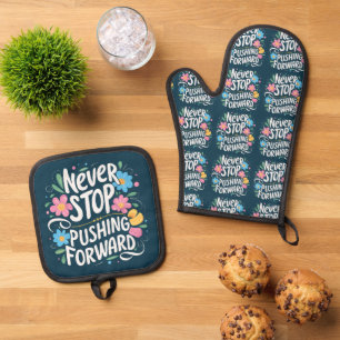 Ensemble De Gant De Cuisine Et De Manique Ne cessez jamais d'avancer Typographie florale
