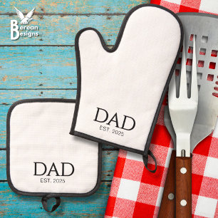 Ensemble De Gant De Cuisine Et De Manique Papa a établi des casquettes classiques pour le BB