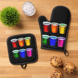 Ensemble De Gant De Cuisine Et De Manique Verres à shot de SlipperyJoe's six tasses disposée