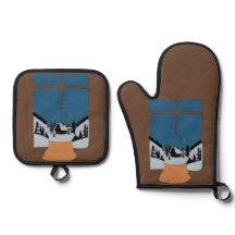 Winter Oven Mitt - Snow Globe by the Window - Cozy