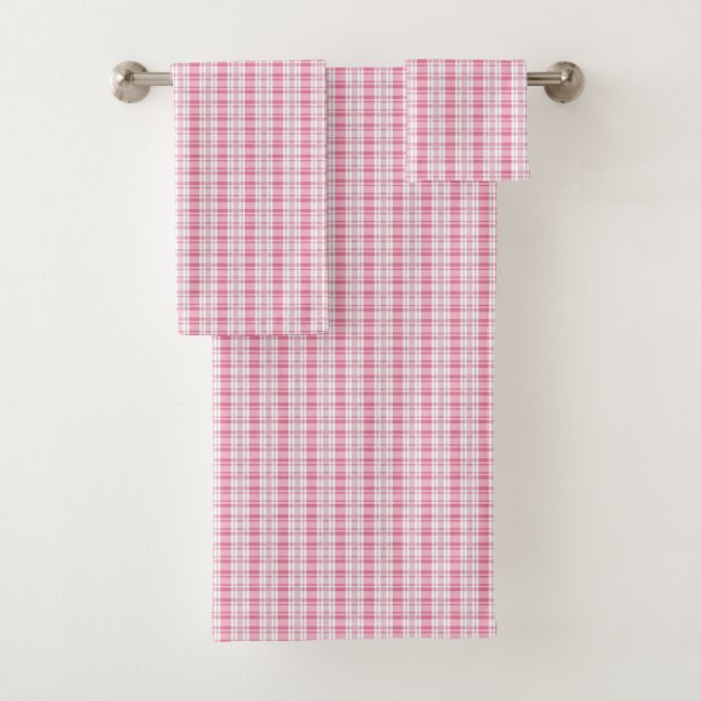 Ensemble de serviettes de bain à carreaux pastel r (En situation)
