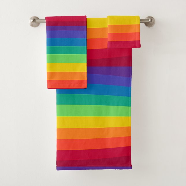 Ensemble de serviettes de bain arc-en-ciel (En situation)