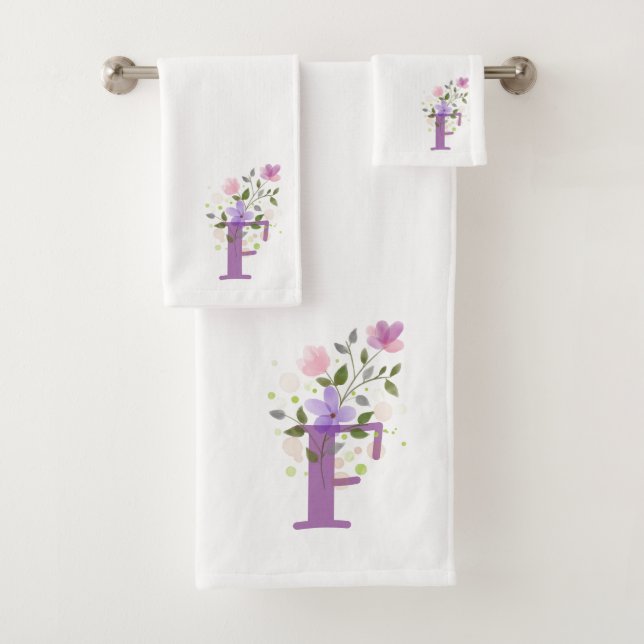 Ensemble de serviettes de bain avec lettre initial (En situation)