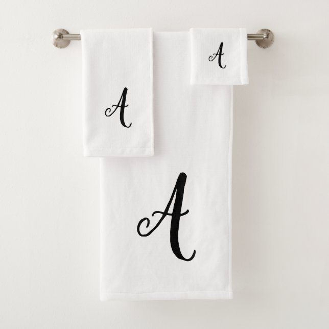 Ensemble de serviettes de bain mariage à monogramm (En situation)