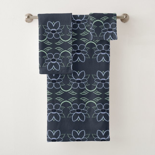 Ensemble de serviettes de toilette bleu marine (En situation)
