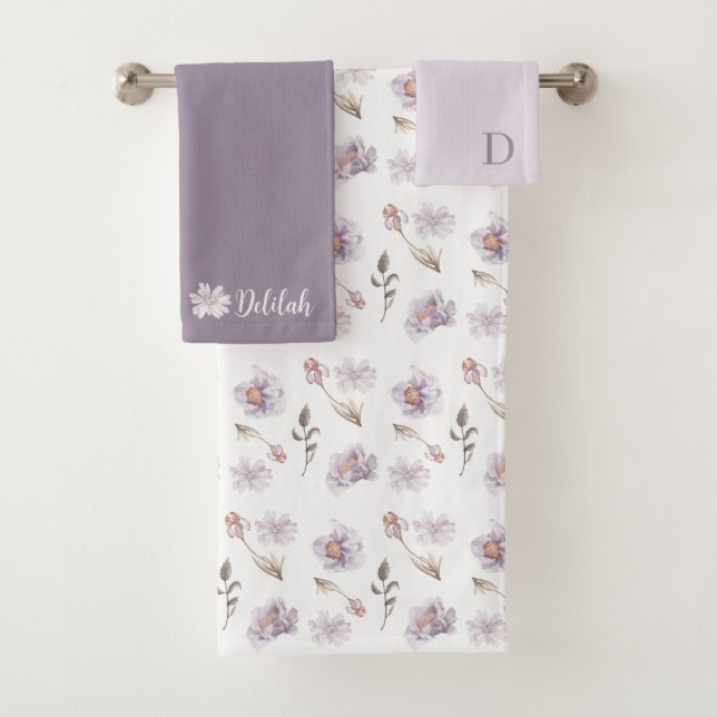 Ensemble de serviettes florales aquarelles avec mo (En situation)