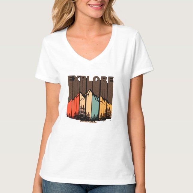 Entdecken Sie die große Natur. Geboren zum Erkunde T-Shirt (Vorderseite)