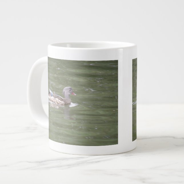 Ente auf der Tasse des Sees (Vorderseite Links)