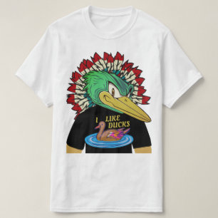 Ente in einem Duck-T - Shirt