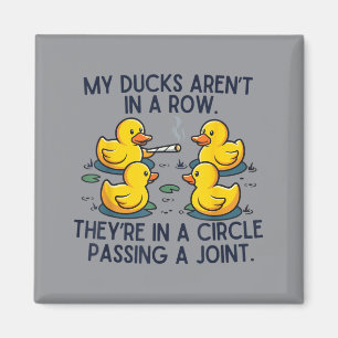Enten sind nicht in einer Reihe in einem Kreis Pin Magnet